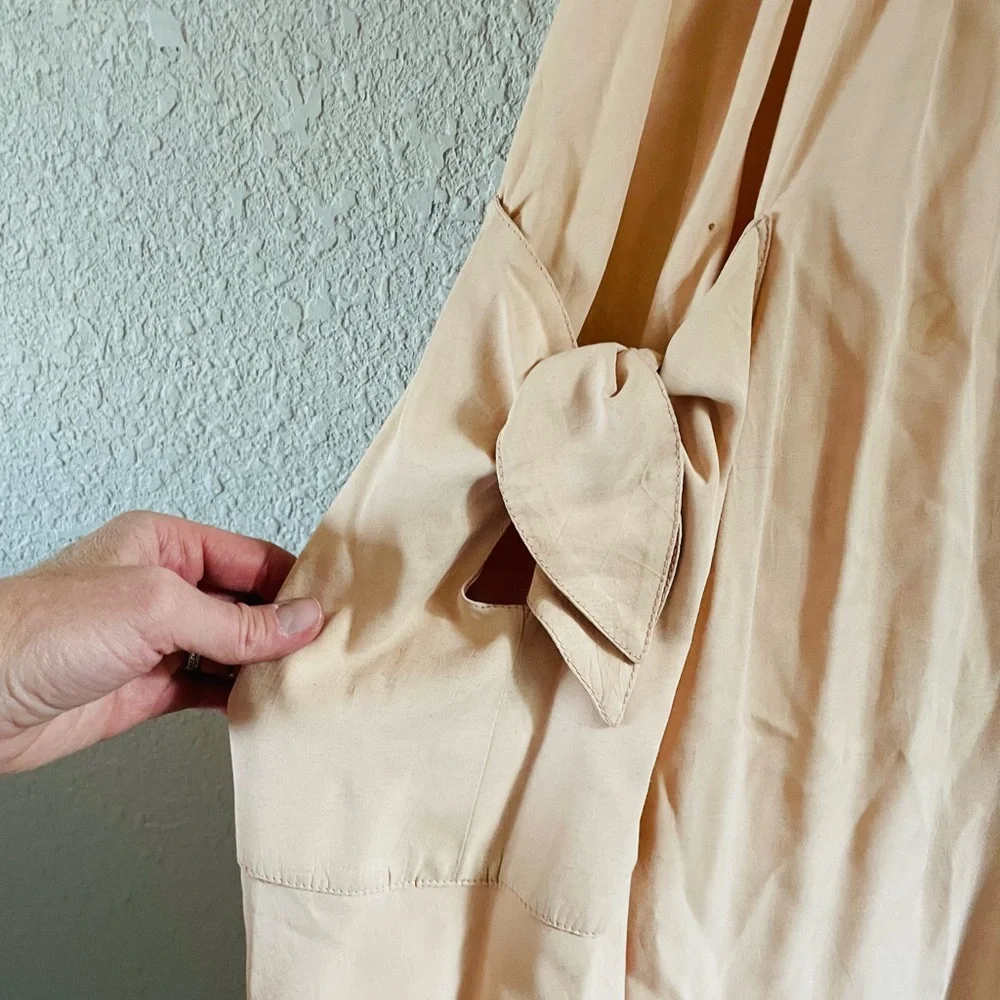 Vintage Peach Midi Dress - Picture 12 of 16